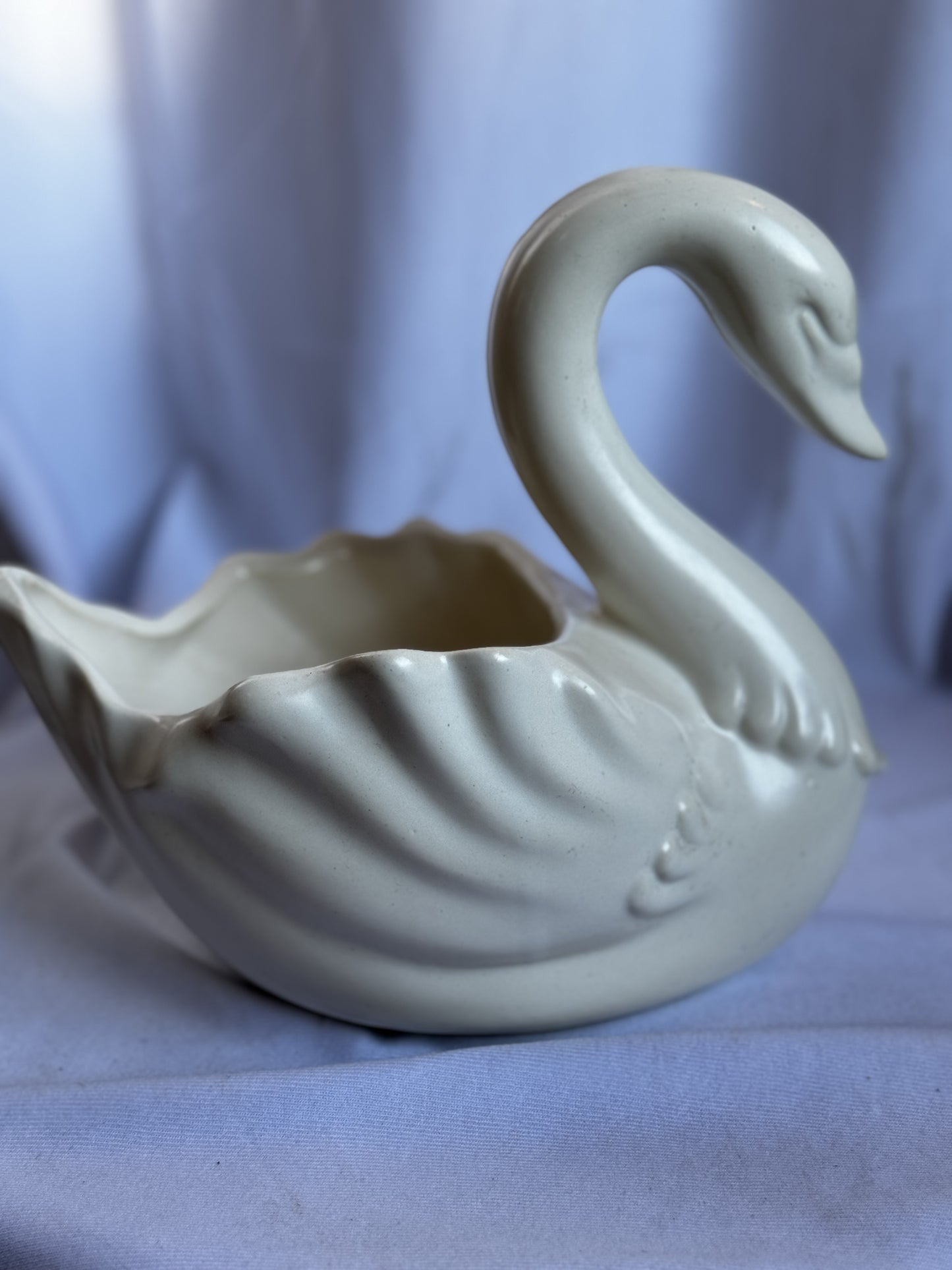 Hull Pottery Swan Planter