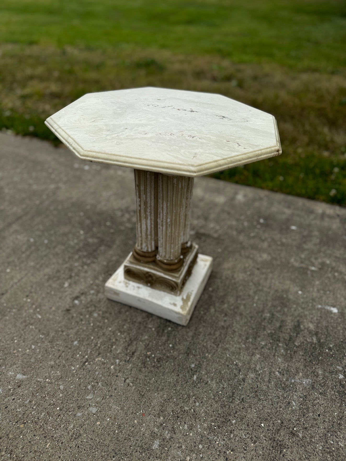 Octagon Pedestal Table/ Dessert Stand