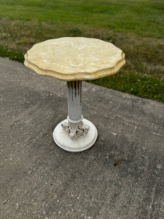 Scalloped Pedestal Table/Dessert Stand